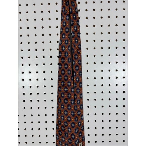 Yves Saint Laurent tie - Picture 3 of 10